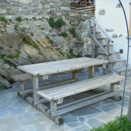 Casa Montuglio Holiday home *